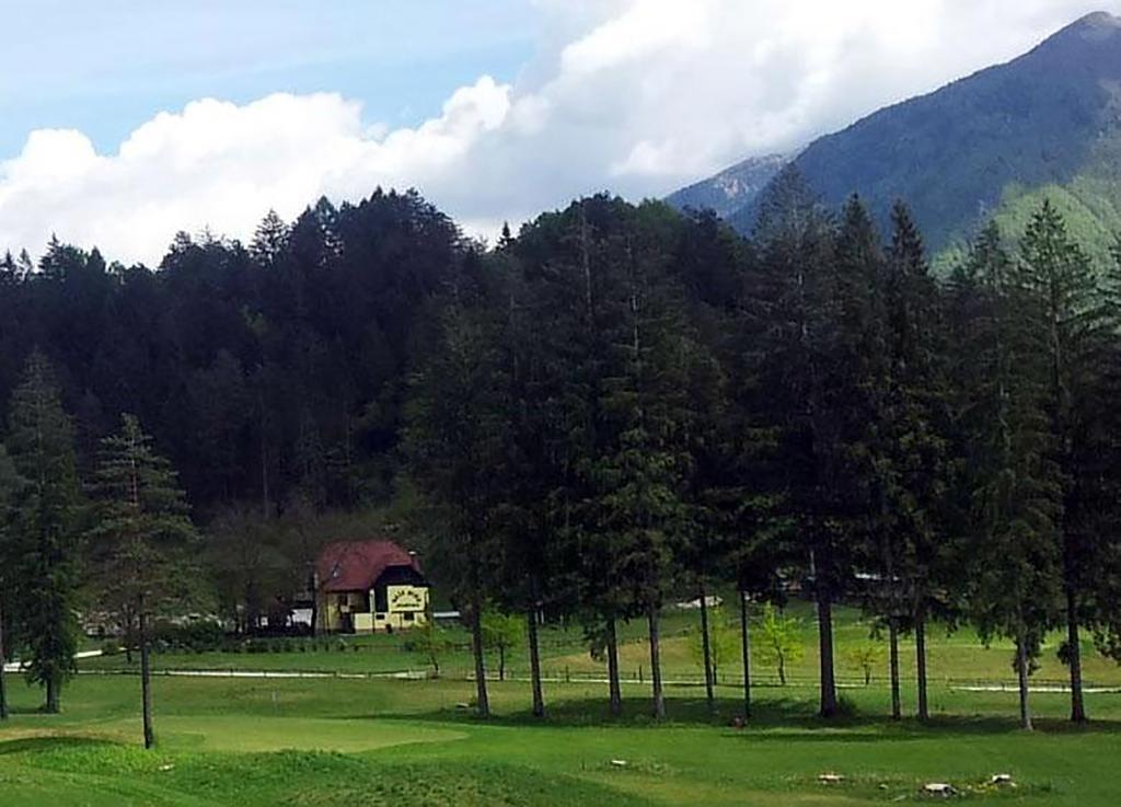 Apartments And Rooms Oasis Of Peace Bovec Exteriör bild